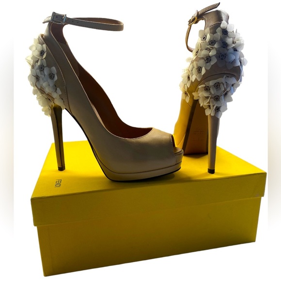 Fendi Shoes - FENDI Spuntata White Floral Heel Platform Peep Toe Nude Shoes Size 7.5